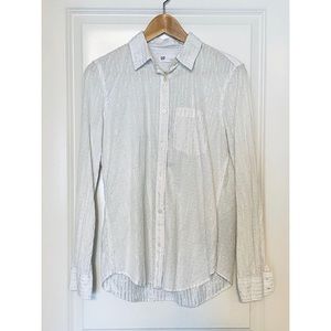 Gap White and Silver fitted Boyfriend Button Up